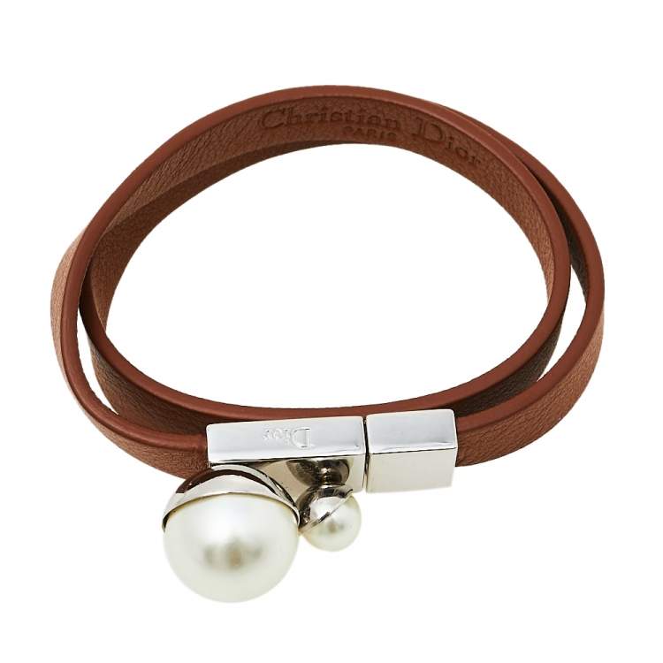 Pre Owned Dior Silver Tone Brown Leather & Faux Pearl Mise en Dior Wrap Bracelet 