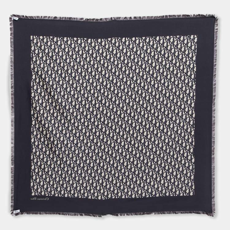 مملوكة مسبقًا Christian Dior Bicolor Oblique Silk Scarf