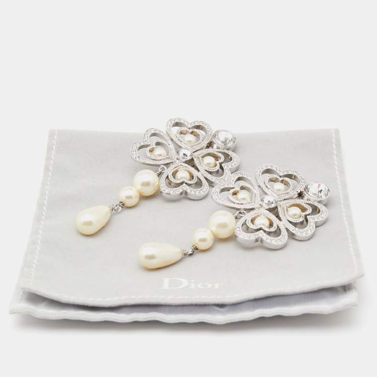 Pre Owned Dior Heart Motif Crystal Faux Pearl Silver Tone Metal Clip-on Drop Earrings