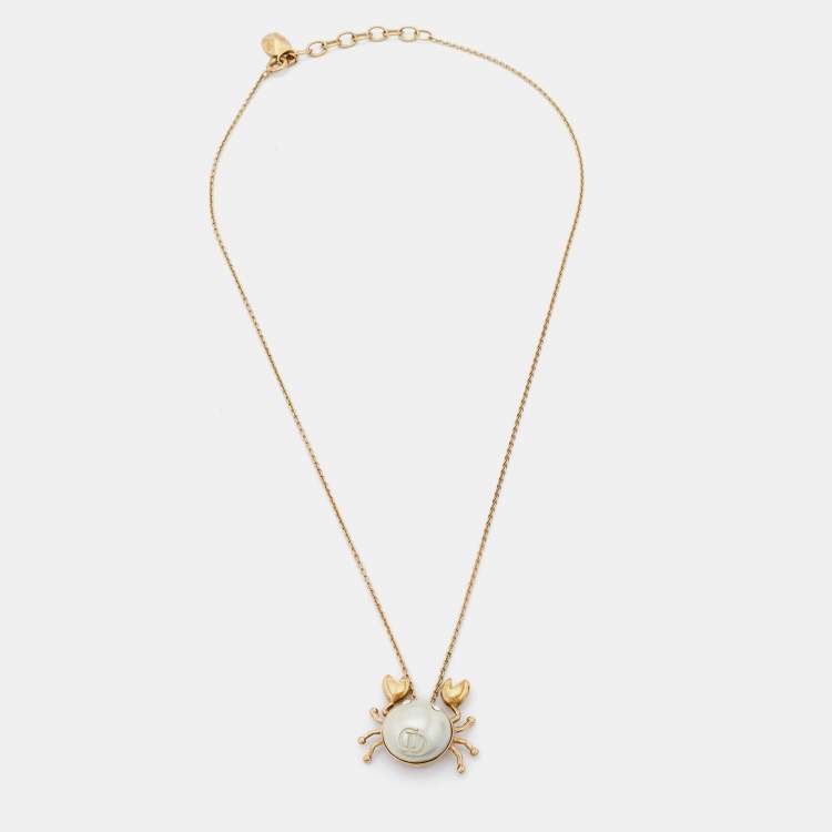 Pre Owned Dior Faux Pearl & Gold Tone Crab Pendant Chain Necklace