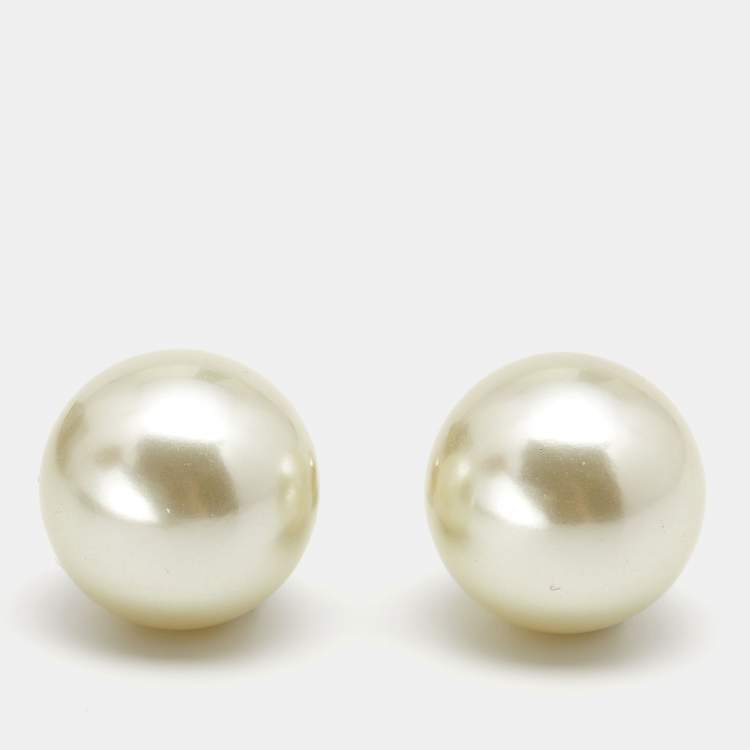 Pre Owned Dior Tribales Faux Pearl Gold Tone Stud Earrings