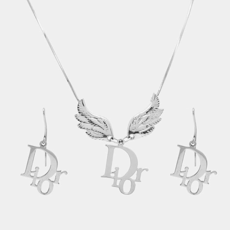 luxury-women-dior-used-