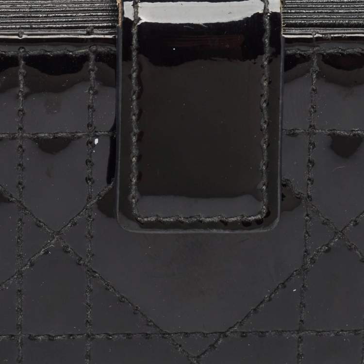 مملوكة مسبقًا Dior Black Cannage Patent Leather Lady Dior 5 Gusset Card Holder