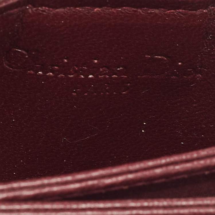 مملوكة مسبقًا Dior Burgundy Cannage Leather Lady Dior 5 Gusset Card Case