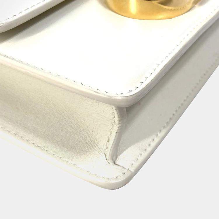 Pre Owned Dior White Leather 30 Montaigne Shoulder Bags