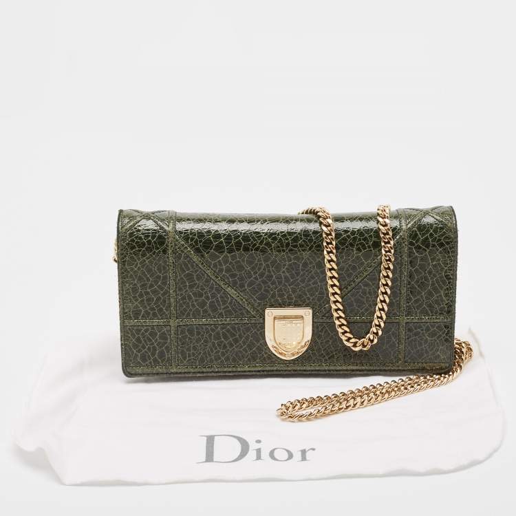 Pre Owned Dior Green Crackled Patent Leather Diorama Wallet On Chain
