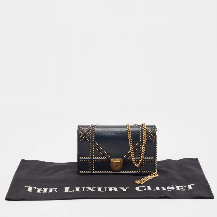 Pre Owned Dior Navy Blue Leather Leather Diorama Wallet On Chain