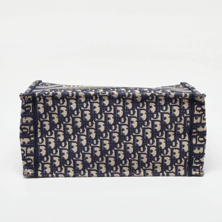 Pre Owned Dior Navy Blue Oblique Embroidered Canvas Medium Book Tote