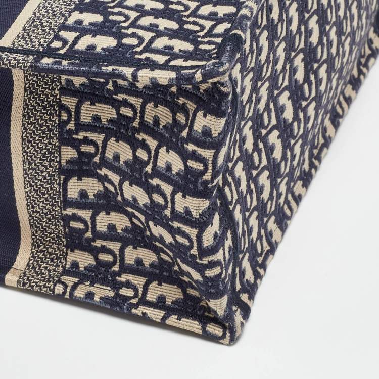 Pre Owned Dior Navy Blue Oblique Embroidered Canvas Medium Book Tote