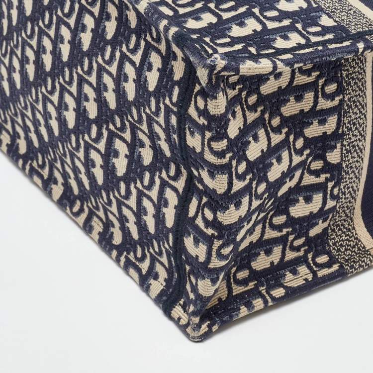 Pre Owned Dior Navy Blue Oblique Embroidered Canvas Medium Book Tote