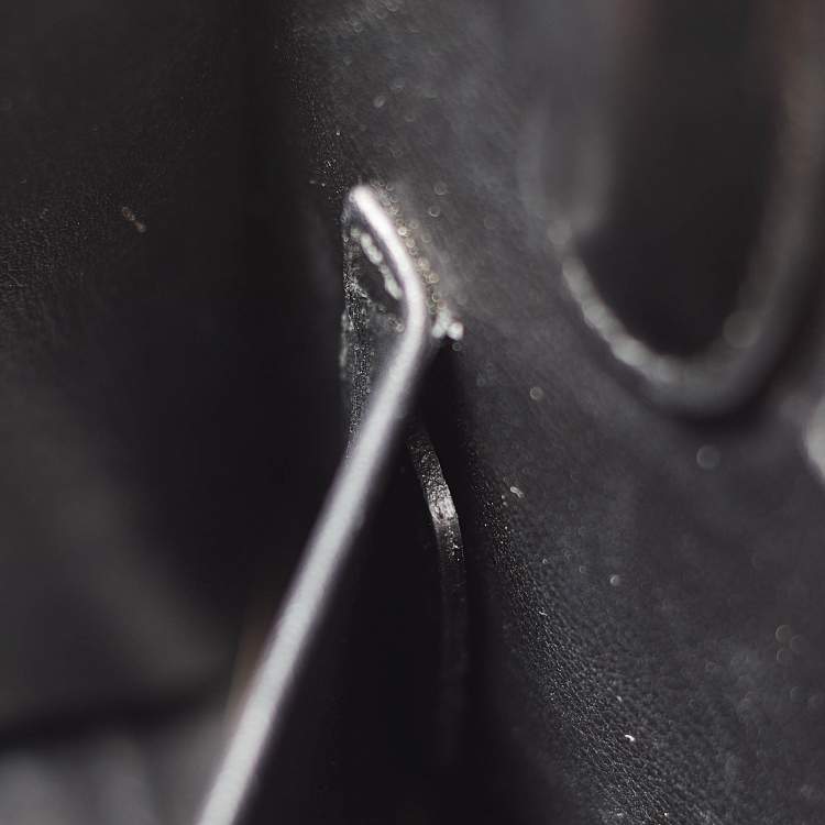 مملوكة مسبقًا Dior Black Leather Mini Diorever Tote