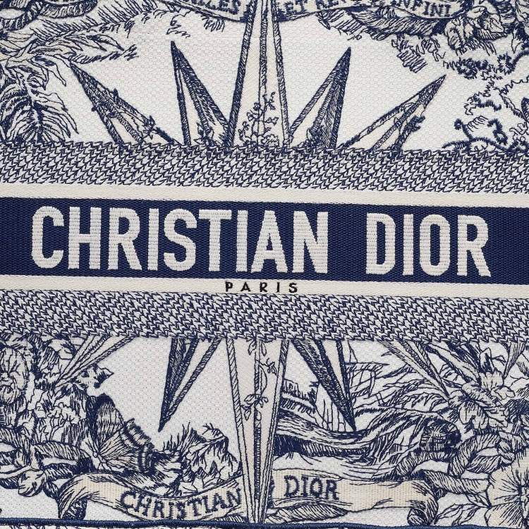 Pre Owned Dior Navy Blue/White Canvas Medium Embroidered Rêve d'Infini Book Tote 