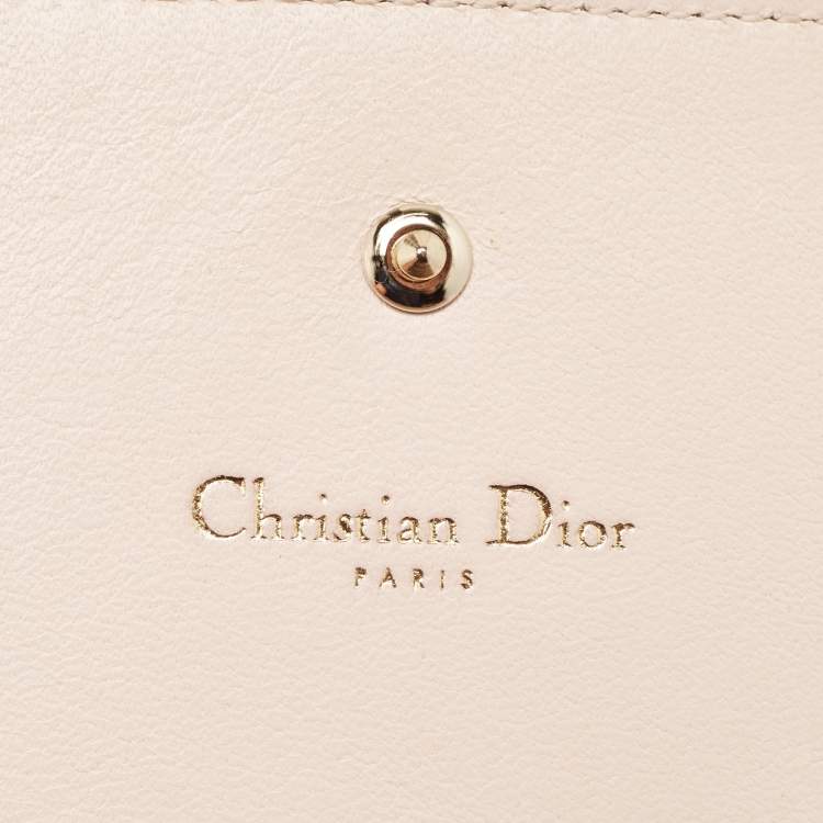 Pre Owned Dior Beige Patent Leather Diorama Wallet on Chain