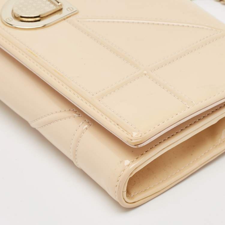 Pre Owned Dior Beige Patent Leather Diorama Wallet on Chain