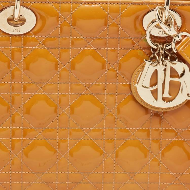 مملوكة مسبقًا Dior Yellow Cannage Patent Leather Medium Lady Dior Tote