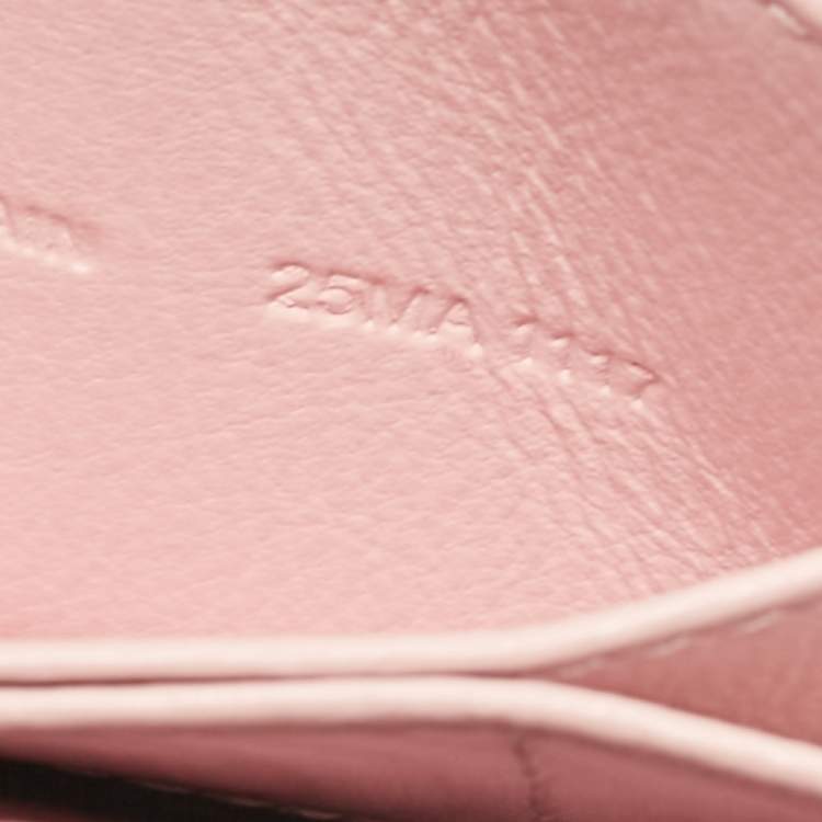 مملوكة مسبقًا Dior Light Pink Cannage Patent Leather Jasmine Card Holder