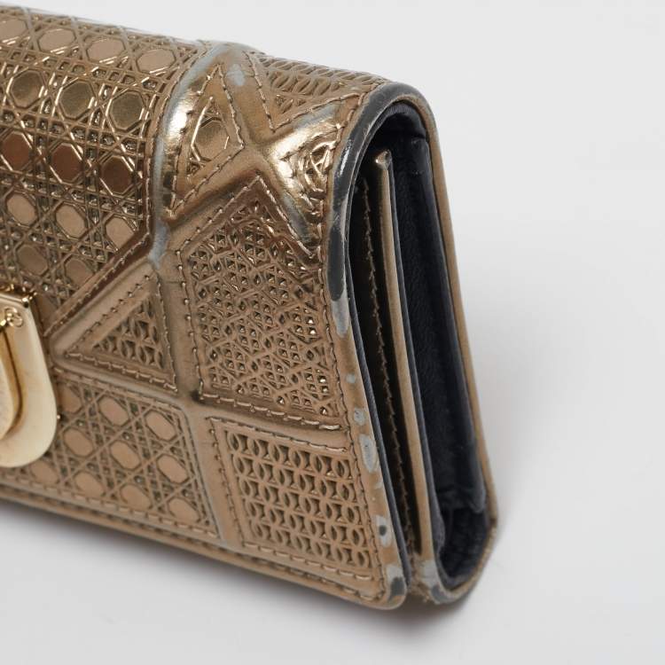 Pre Owned Dior Gold Mircoannage Patent Leather Diorama Trifold Wallet