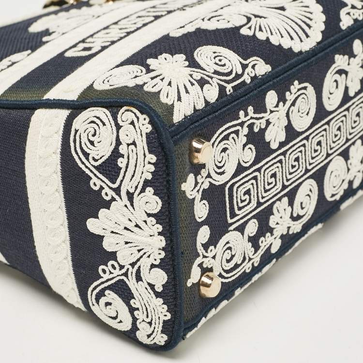 Pre Owned Dior Navy Blue/White Embroidered Cornely Canvas Medium Lady D-Lite Tote