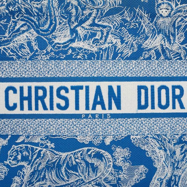 Pre Owned Dior Blue/White Embroidered Toile de Jouy Canvas Medium Book Tote 