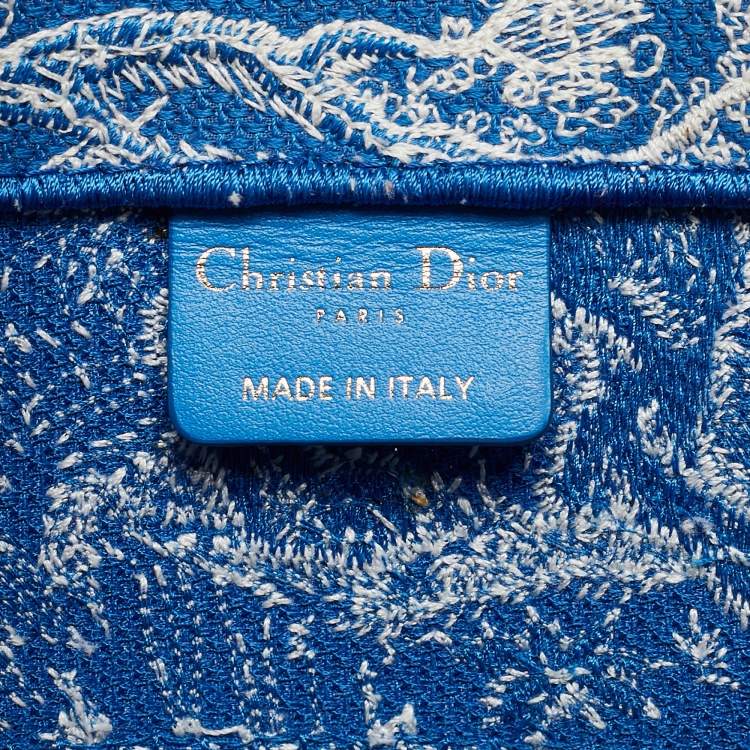 Pre Owned Dior Blue/White Embroidered Toile de Jouy Canvas Medium Book Tote 