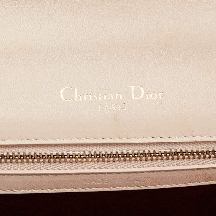Pre Owned Dior Cream Patent Leather Medium Diorama Shoulder Bag