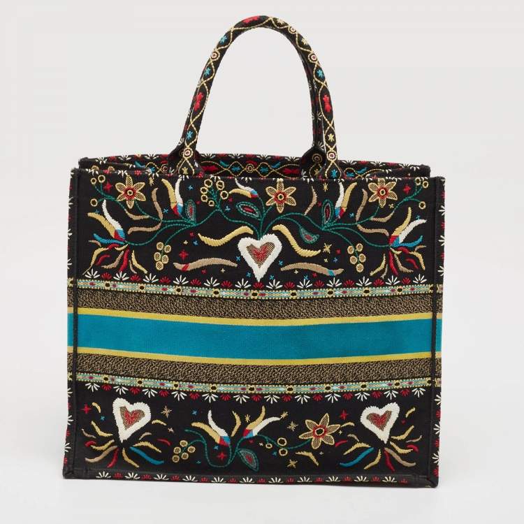 Pre Owned Dior Multicolor Embroidered Canvas Large Flowers Heart Book Tote