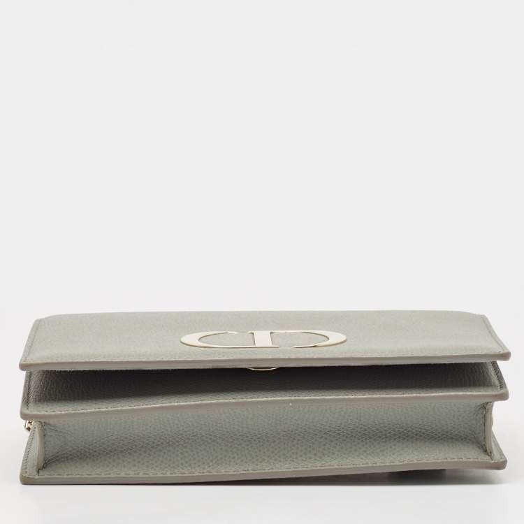 Pre Owned Dior Grey Leather 30 Montaigne Convertible Belt Bag