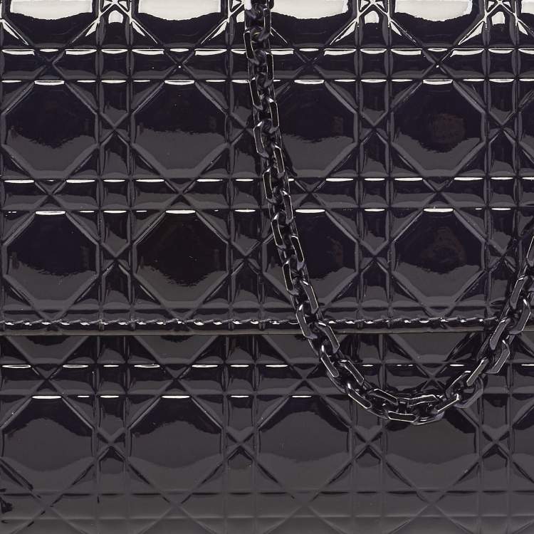 Pre Owned Dior Navy Blue Micro Cannage Patent Leather Lady Dior Chain Clutch