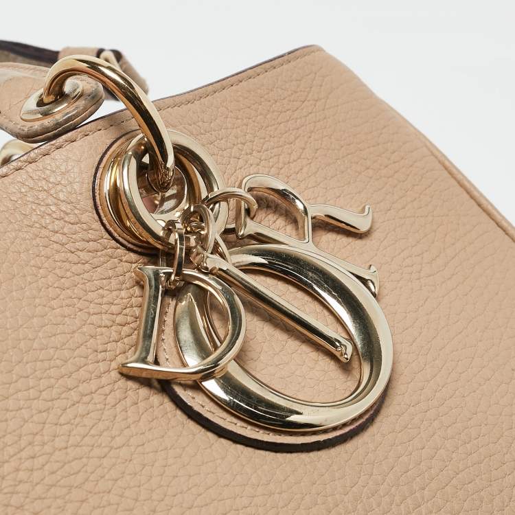 Pre Owned Dior Beige Leather Medium Diorissimo Shopper Tote