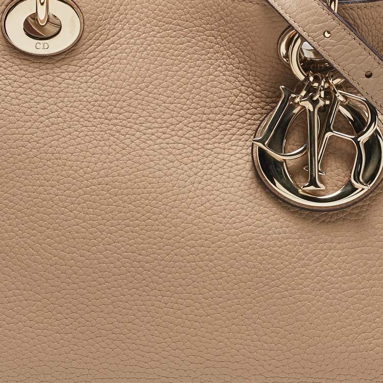 Pre Owned Dior Beige Leather Medium Diorissimo Shopper Tote
