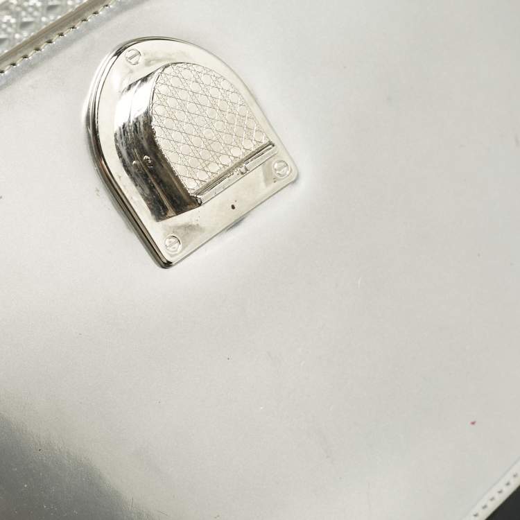 Pre Owned Dior Silver Microcannage Patent Leather Medium Diorama Shoulder Bag