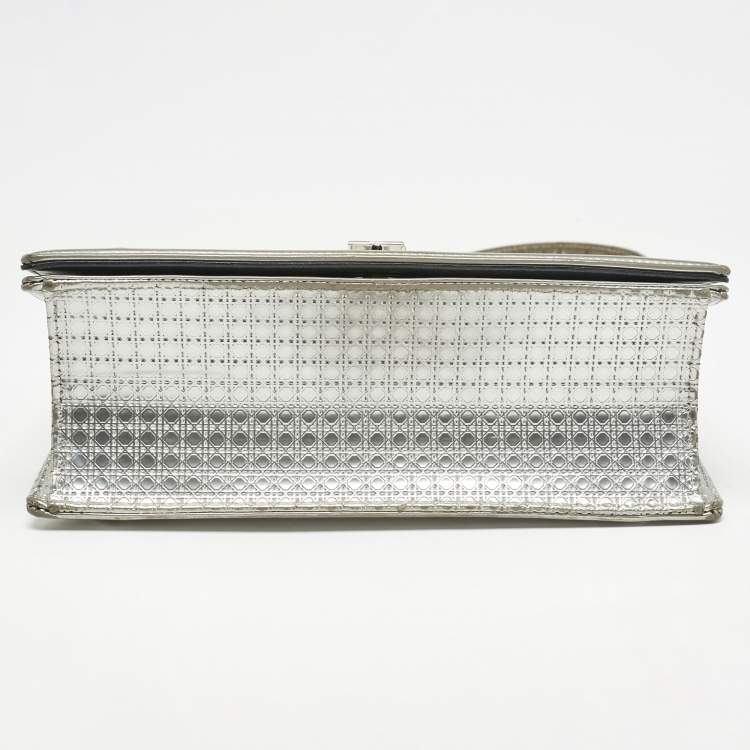 Pre Owned Dior Silver Microcannage Patent Leather Medium Diorama Shoulder Bag