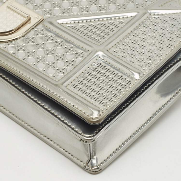Pre Owned Dior Silver Microcannage Patent Leather Diorama Wallet on Chain