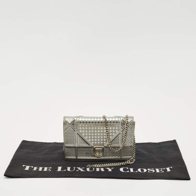 Pre Owned Dior Silver Microcannage Patent Leather Diorama Wallet on Chain