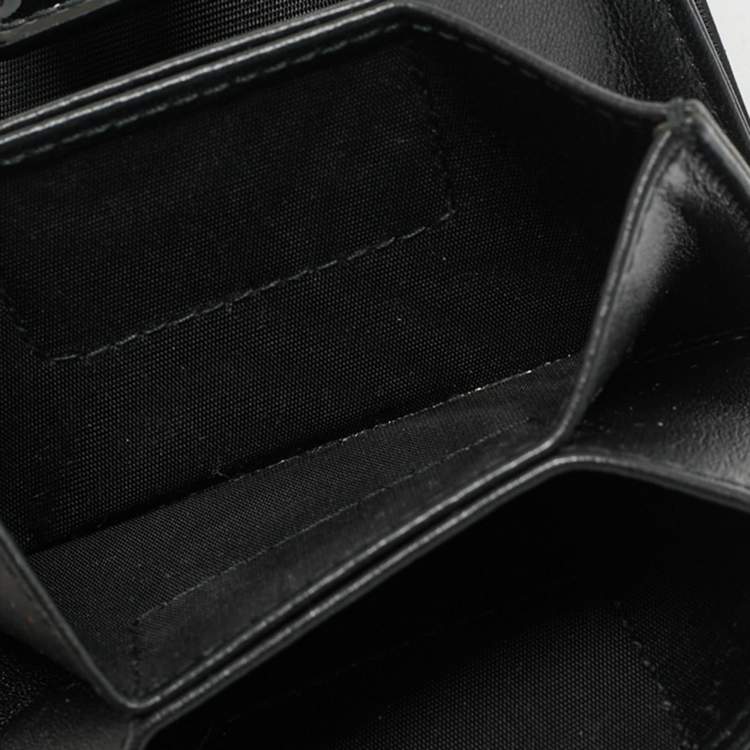 مملوكة مسبقًا  Dior Black Cannage Patent Leather Lady Dior 5 Gusset Card Case 