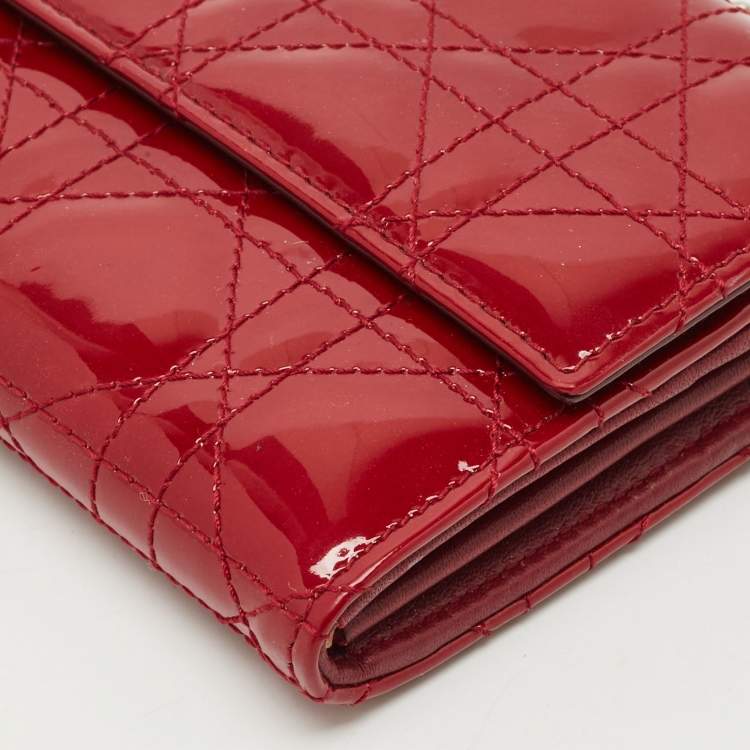 Pre Owned Dior Red Cannage Patent Leather Rendezvous Wallet on Chain