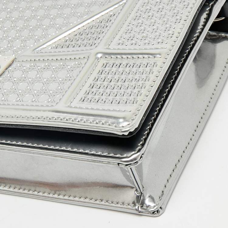 Pre Owned Dior Silver Microcannage Patent Leather Diorama Wallet on Chain