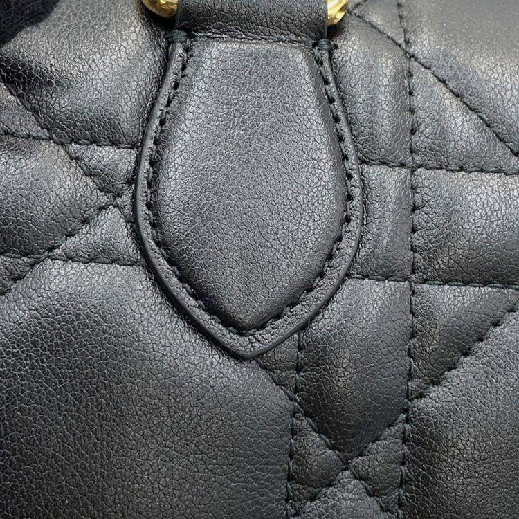 Pre Owned Dior Groove 20 Small Black Calf Leather Shoulder Bag
