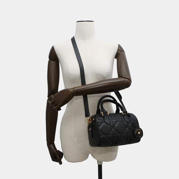 Pre Owned Dior Groove 20 Small Black Calf Leather Shoulder Bag
