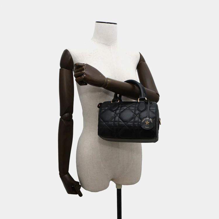 Pre Owned Dior Groove 20 Small Black Calf Leather Shoulder Bag