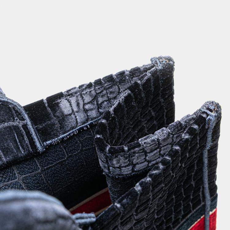 Pre Owned Dior Navy Blue Large Velvet Embossed Book Tote