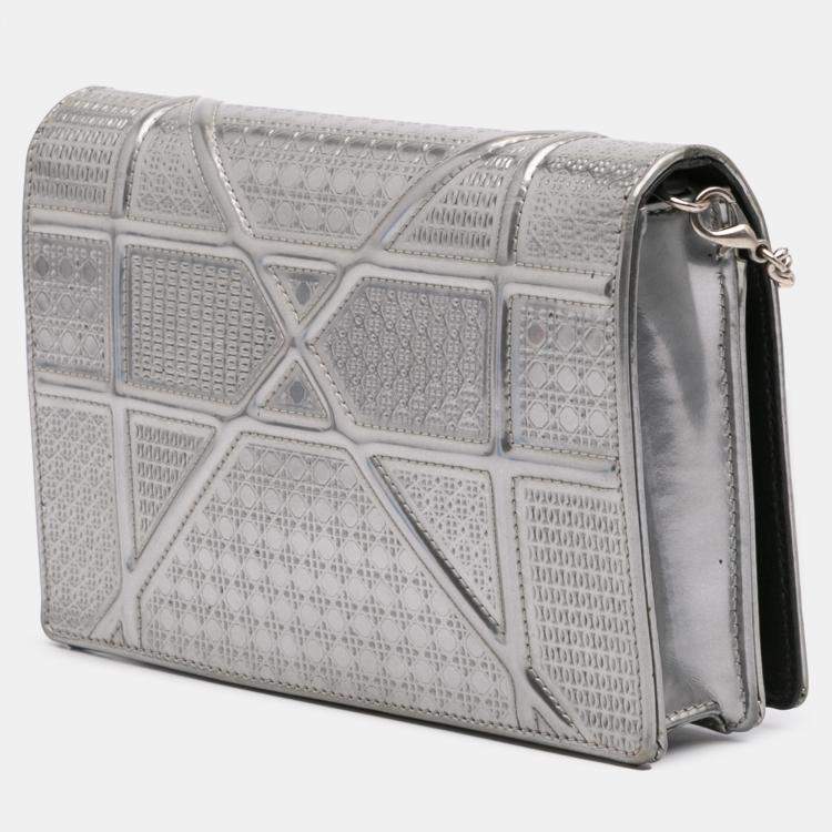 Pre Owned Dior Silver Metallic Patent Microcannage Diorama Wallet on Chain