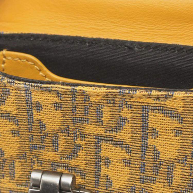 مملوكة مسبقًا Dior Yellow Nano Oblique Lock Pouch Crossbody