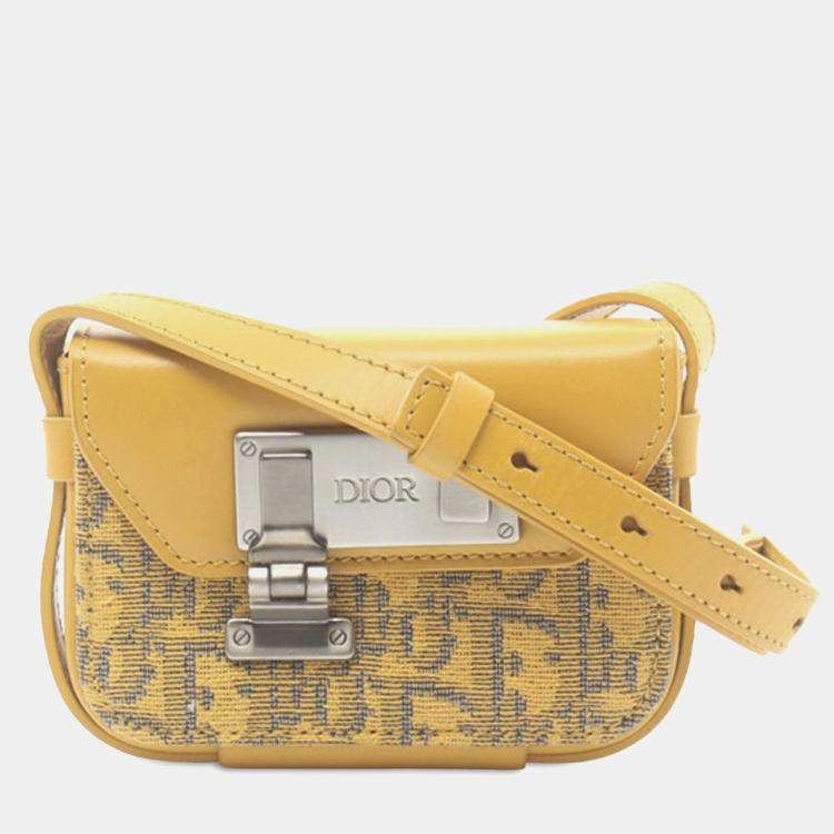 مملوكة مسبقًا Dior Yellow Nano Oblique Lock Pouch Crossbody