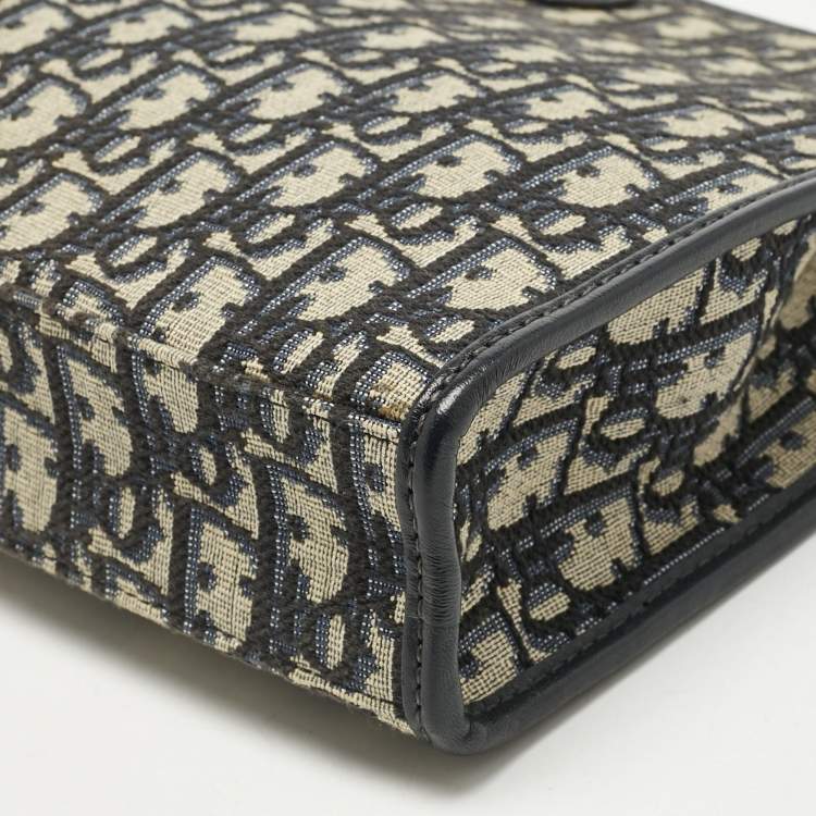 Pre Owned Dior Navy Blue Oblique Canvas 30 Montaigne Pouch