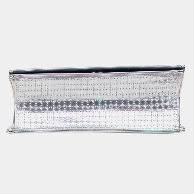Pre Owned Dior Silver Medium Metallic Patent Microcannage Diorama Flap