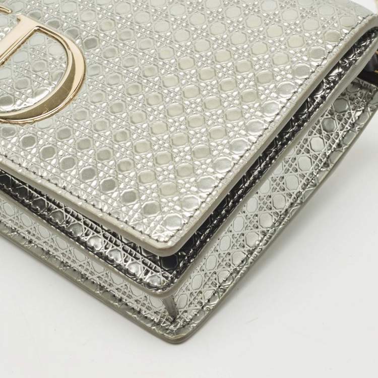 Pre Owned Dior Silver Microcannage Patent Leather 2 in 1 30 Montaigne Pouch