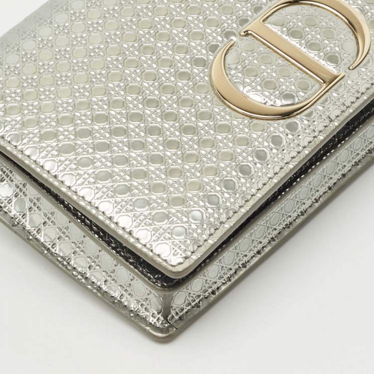 Pre Owned Dior Silver Microcannage Patent Leather 2 in 1 30 Montaigne Pouch