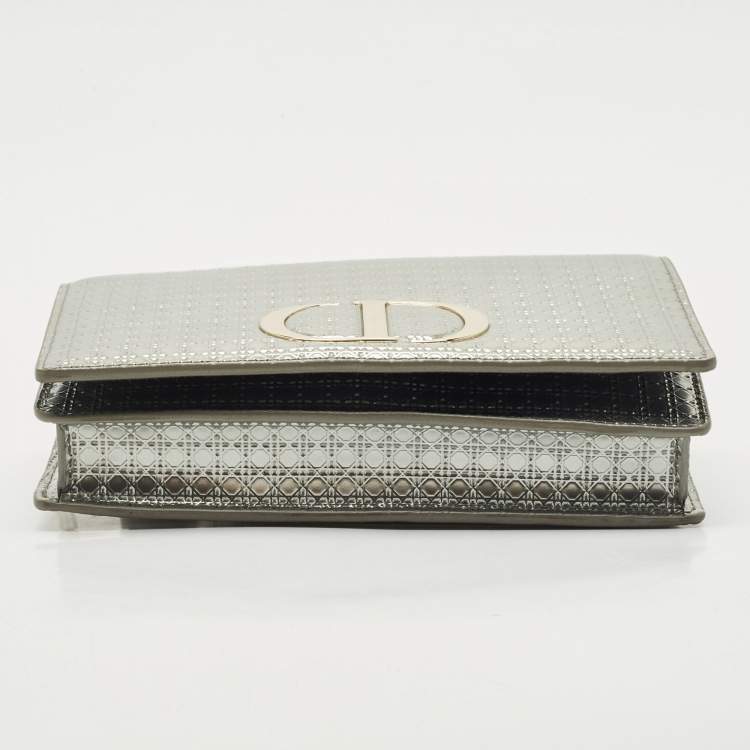 Pre Owned Dior Silver Microcannage Patent Leather 2 in 1 30 Montaigne Pouch