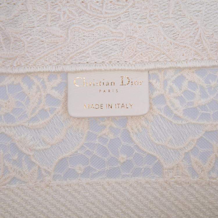 Pre Owned Dior Cream Medium Canvas D Lace Sun Embroidery Book Tote